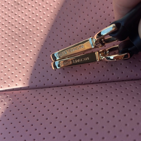 Cute Coquette MK Purse - Picture 9 of 11